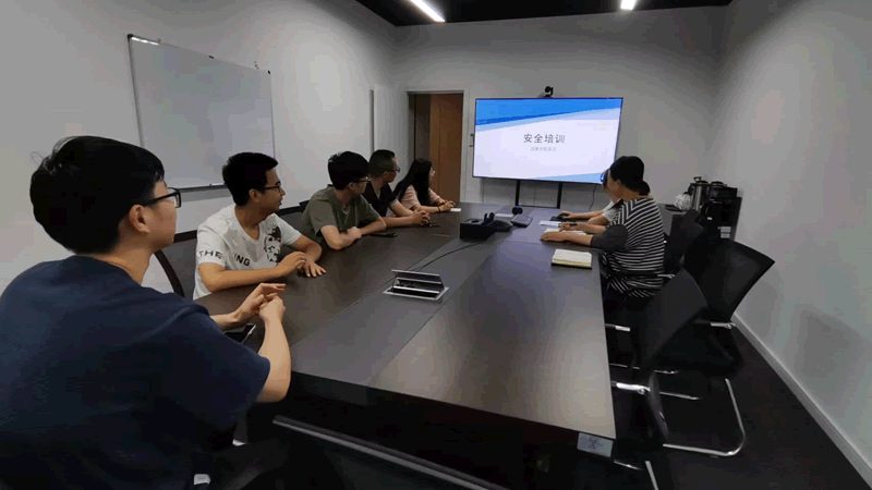 上海学历提升机构避坑：如何选择靠谱的课程与师资？**